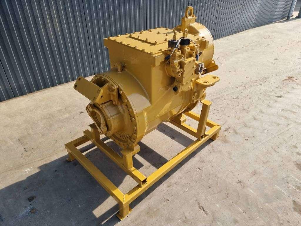 Caterpillar Transmission 740 Photo 1