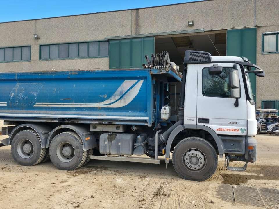 Mercedes-Benz MB33.41 6X4 Photo 1