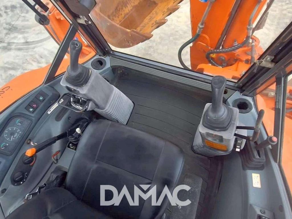 Fiat Kobelco FB100 Photo 7