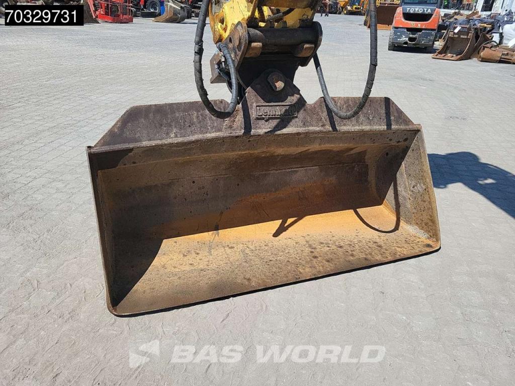 Komatsu PW118 MR-8 3 Buckets + Hammer Photo 17
