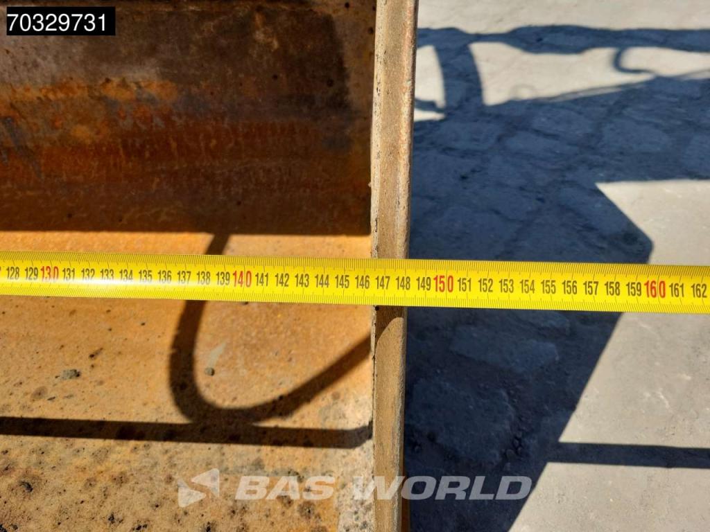 Komatsu PW118 MR-8 3 Buckets + Hammer Photo 19