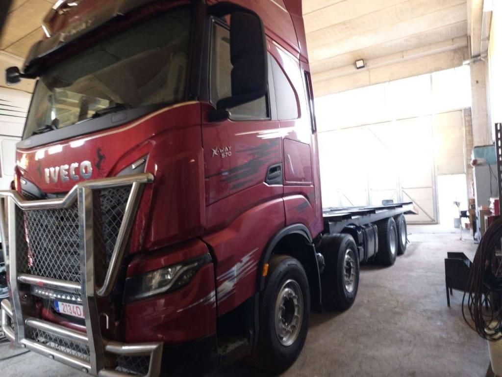 Iveco X-WAY 570 Photo 13