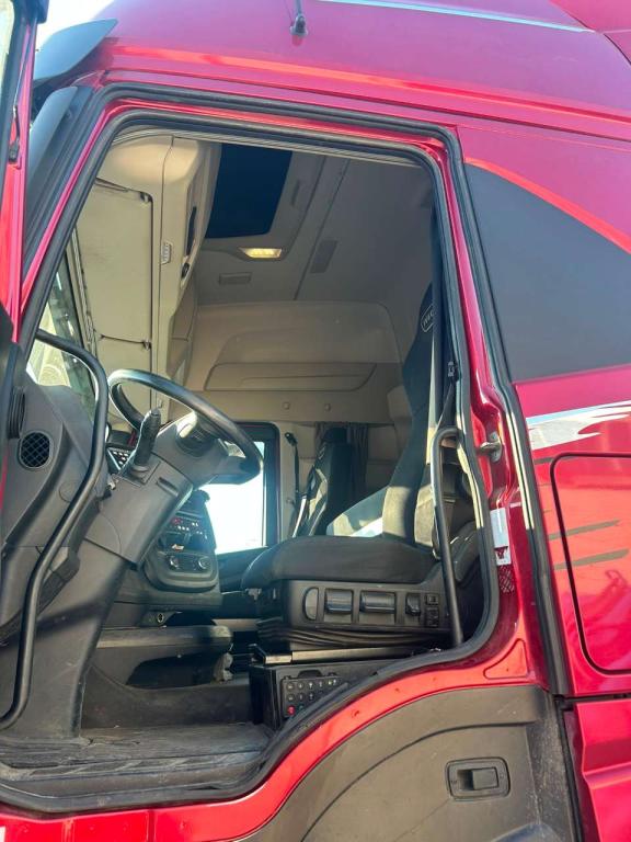 Iveco X-WAY 570 Photo 19