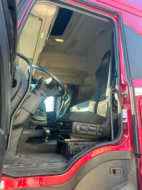 Iveco X-WAY 570 Photo 20