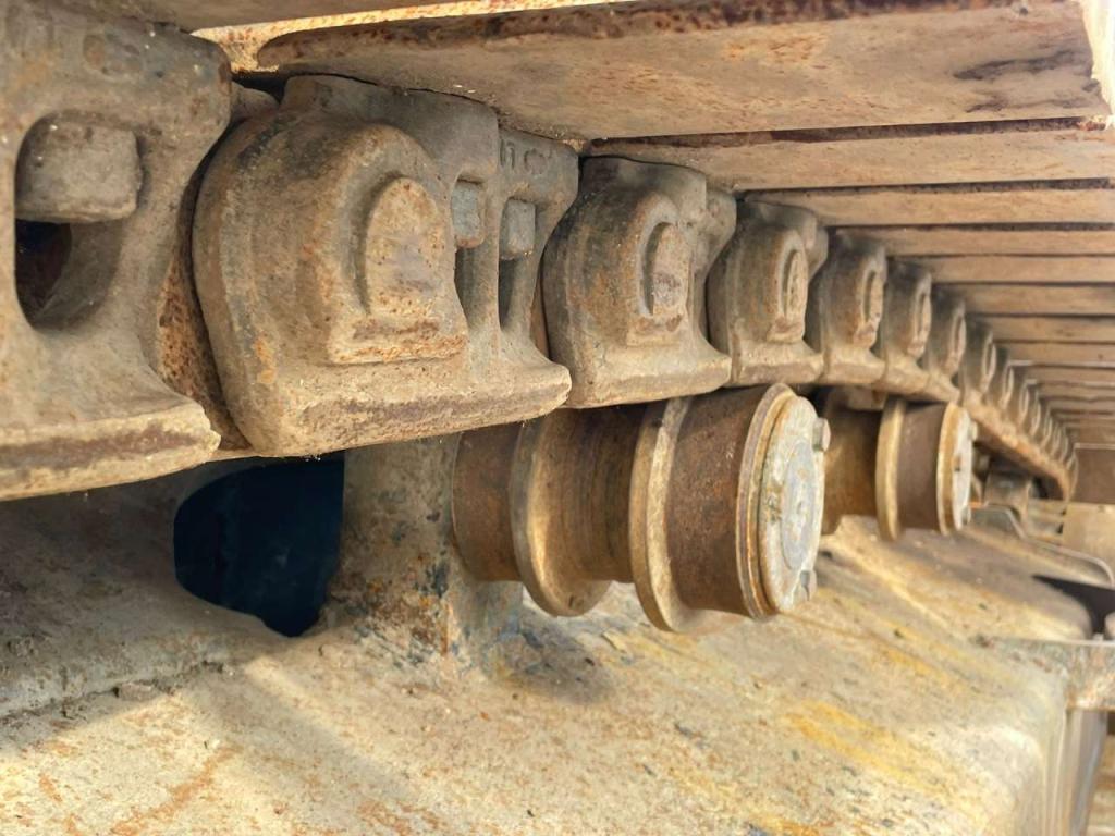 Komatsu PC360LC-10 Photo 16