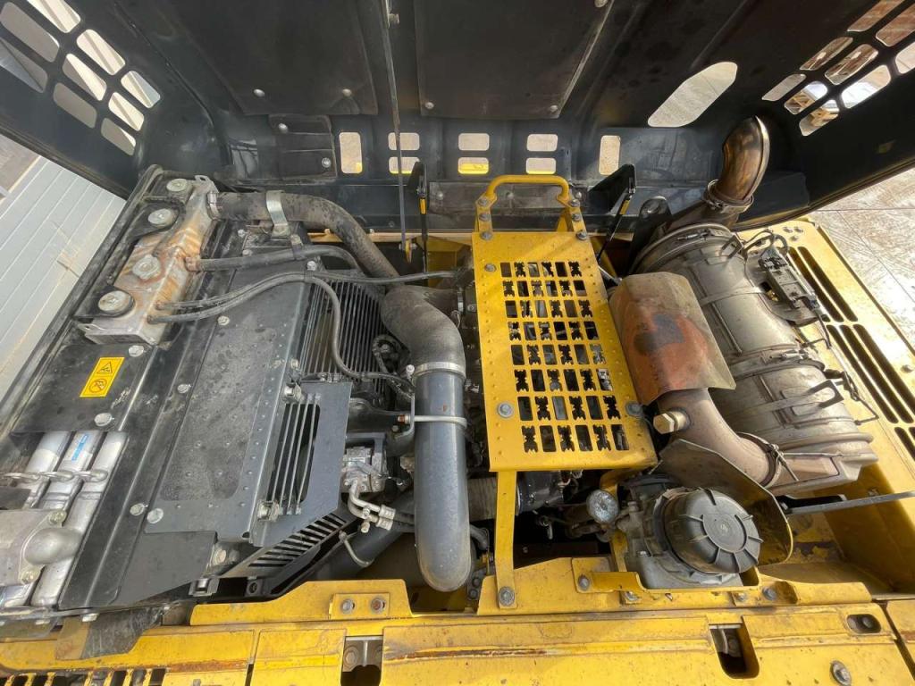 Komatsu PC360LC-10 Photo 29