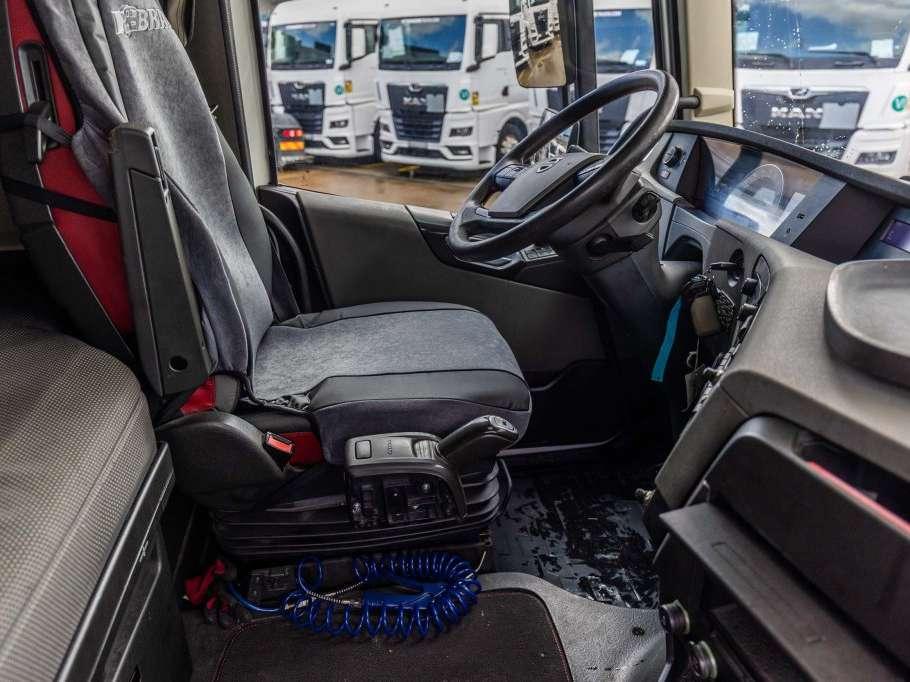 Volvo FH4 460 GLOB Photo 15