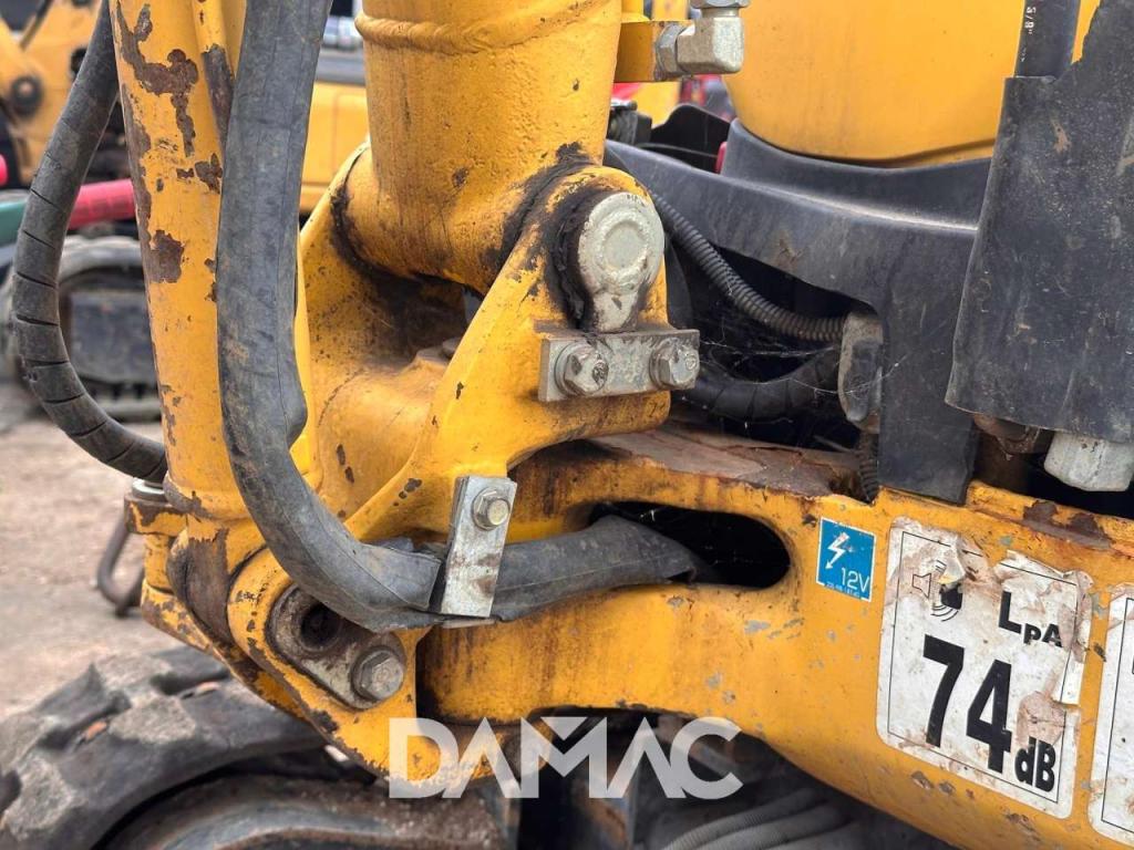 Komatsu PC09 Photo 18