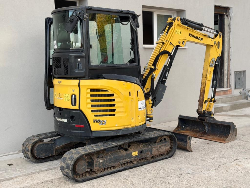 Yanmar VIO33 Photo 3
