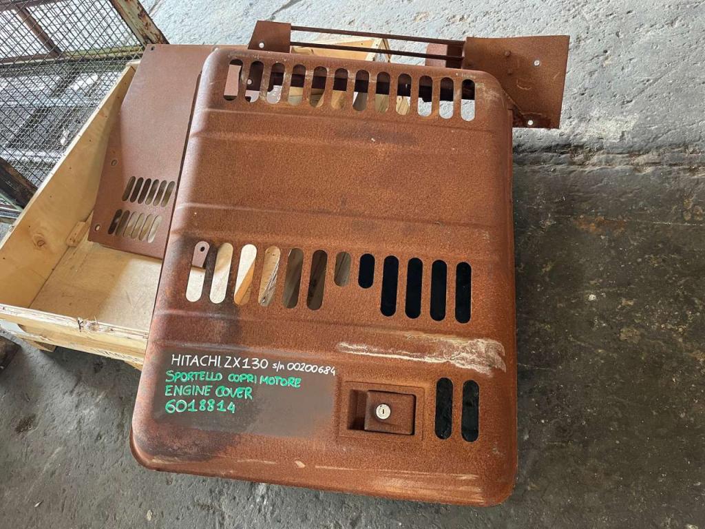 Hitachi ZX130 Photo 22
