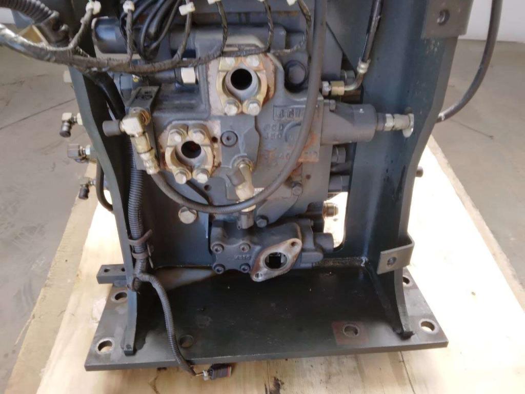 Distributeur hydraulique Photo 15