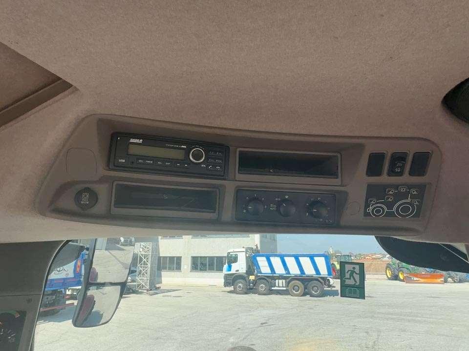 Case 270 CVX OPTUM 4x4 Photo 17