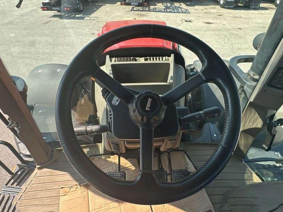 Case 270 CVX OPTUM 4x4 Photo 18