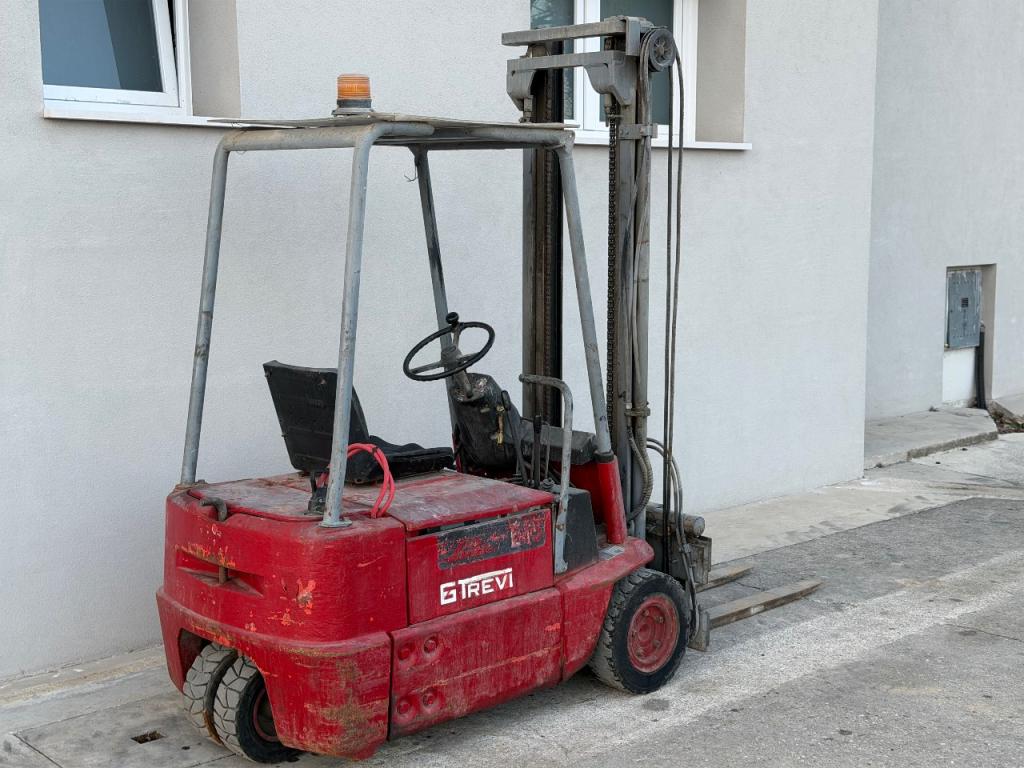 Linde Chariot élévateur frontal 3 roues Photo 2
