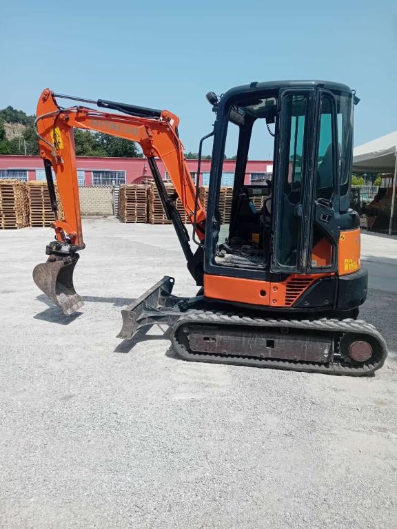 Hitachi zx29u Photo 4