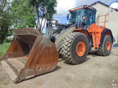 Doosan DL420 Photo 1