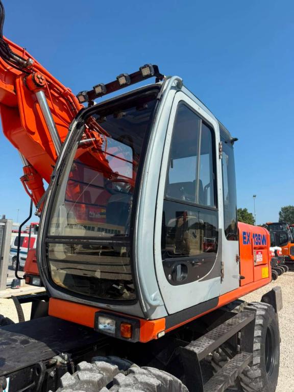 Fiat Hitachi EX135W Photo 6