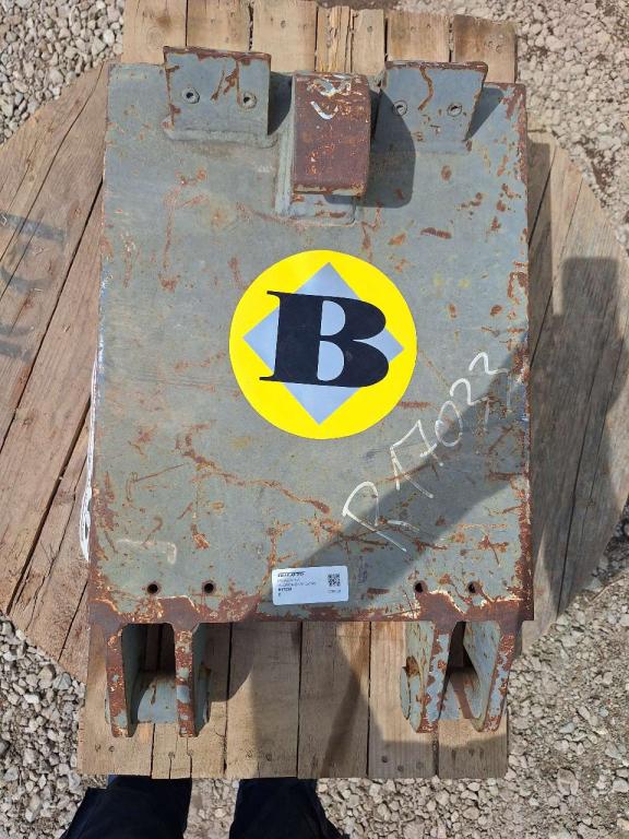 S1 for 20-25 ton excavators Attachment plate Photo 9