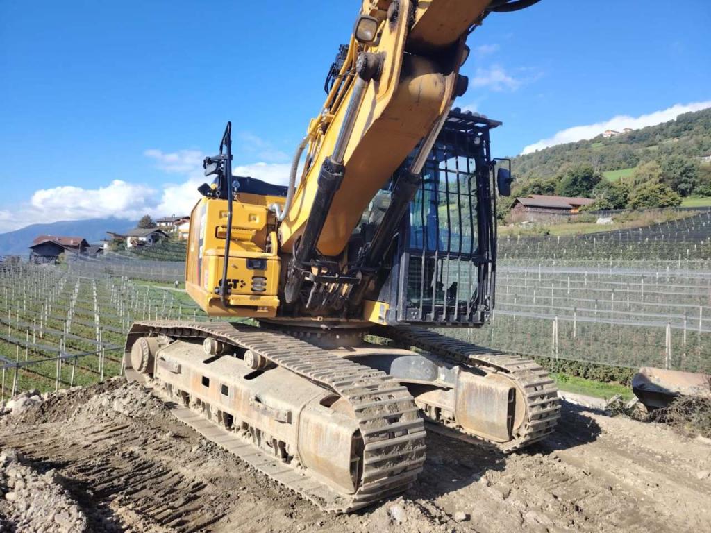Caterpillar 323FSA Photo 4