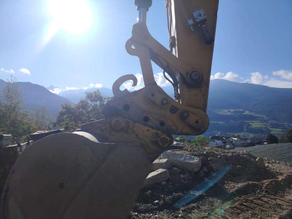 Caterpillar 323FSA Photo 7