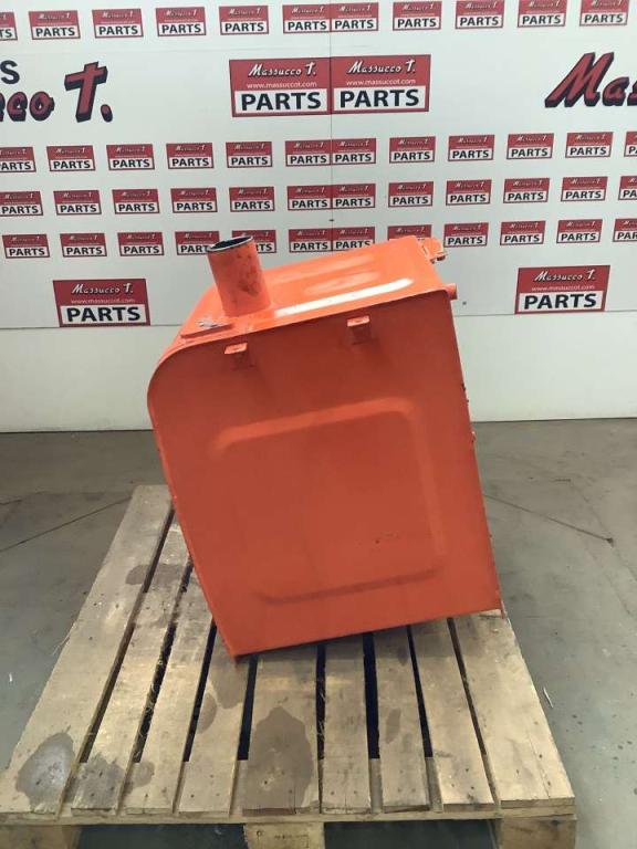 Réservoir de carburant pour Hitachi ZX130 Photo 2