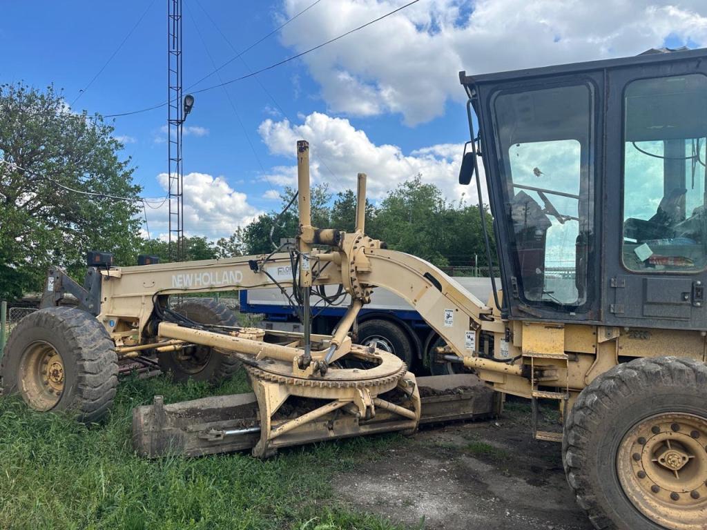 New Holland RG 140 Photo 7