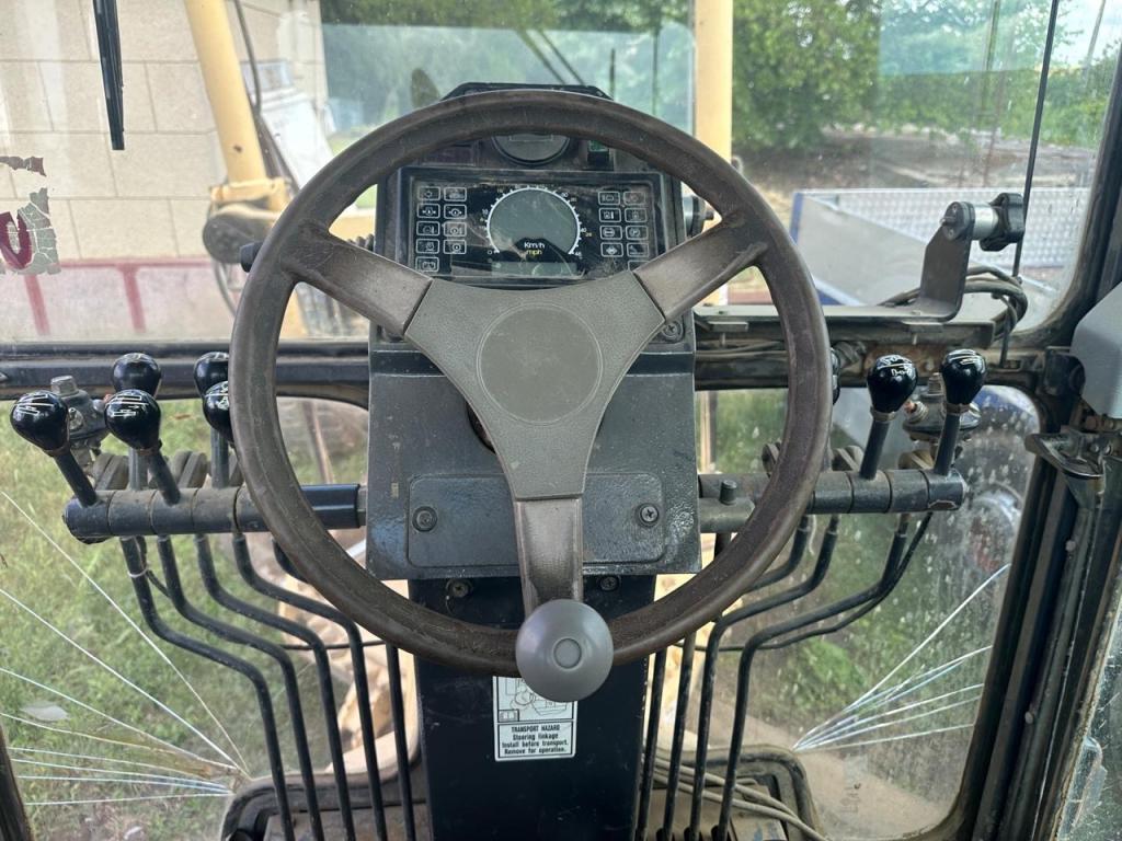 New Holland RG 140 Photo 9