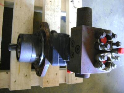 Moteur de traction pour O&K (Orenstein & Koppel) RH 6-22 en vente par PRV Ricambi Srl
