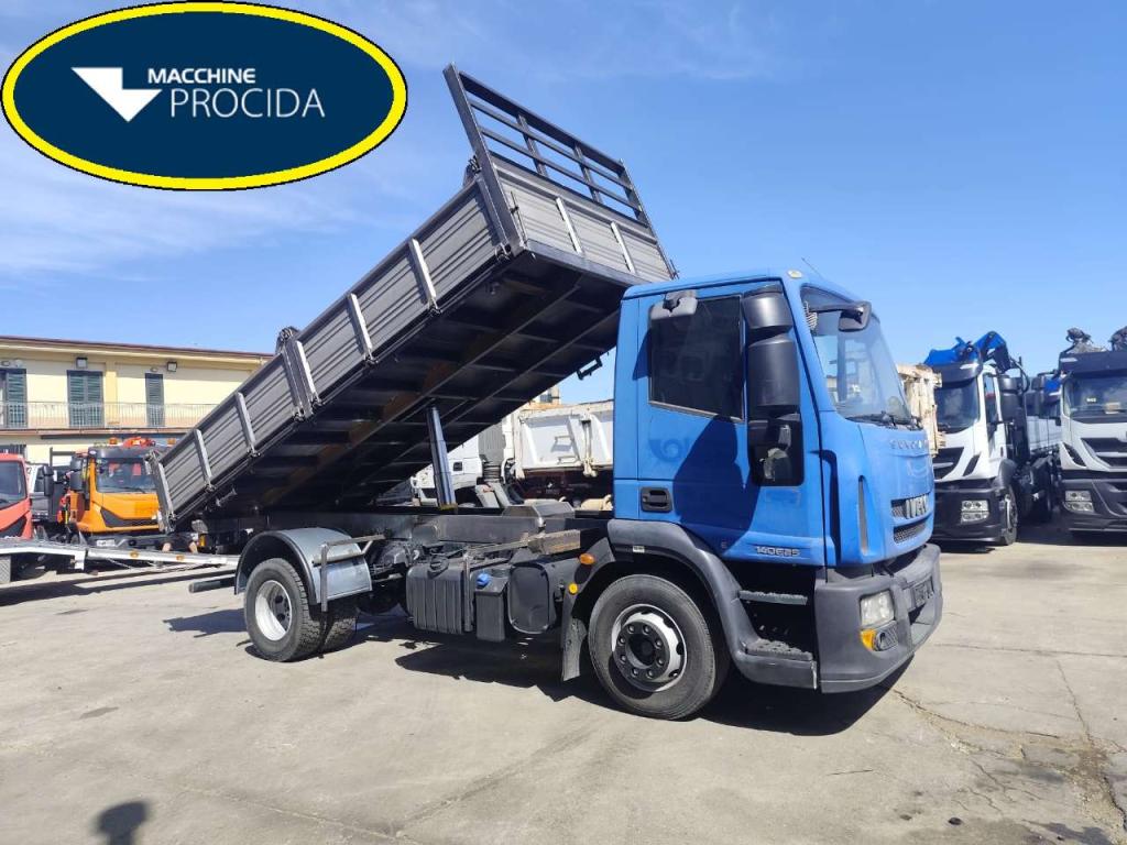 Iveco EUROCARGO 140E25 Photo 1