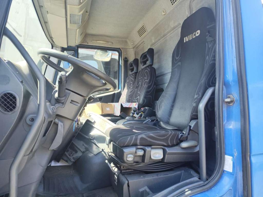 Iveco EUROCARGO 140E25 Photo 12