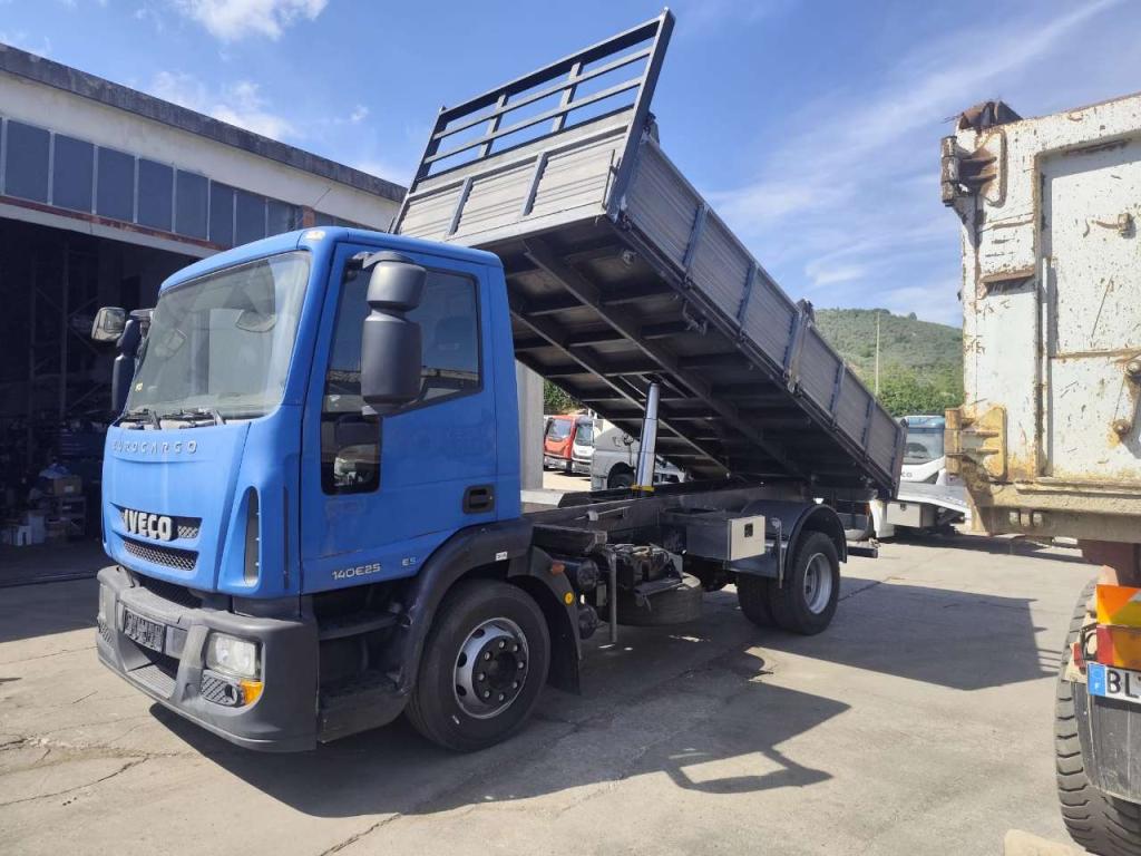 Iveco EUROCARGO 140E25 Photo 22