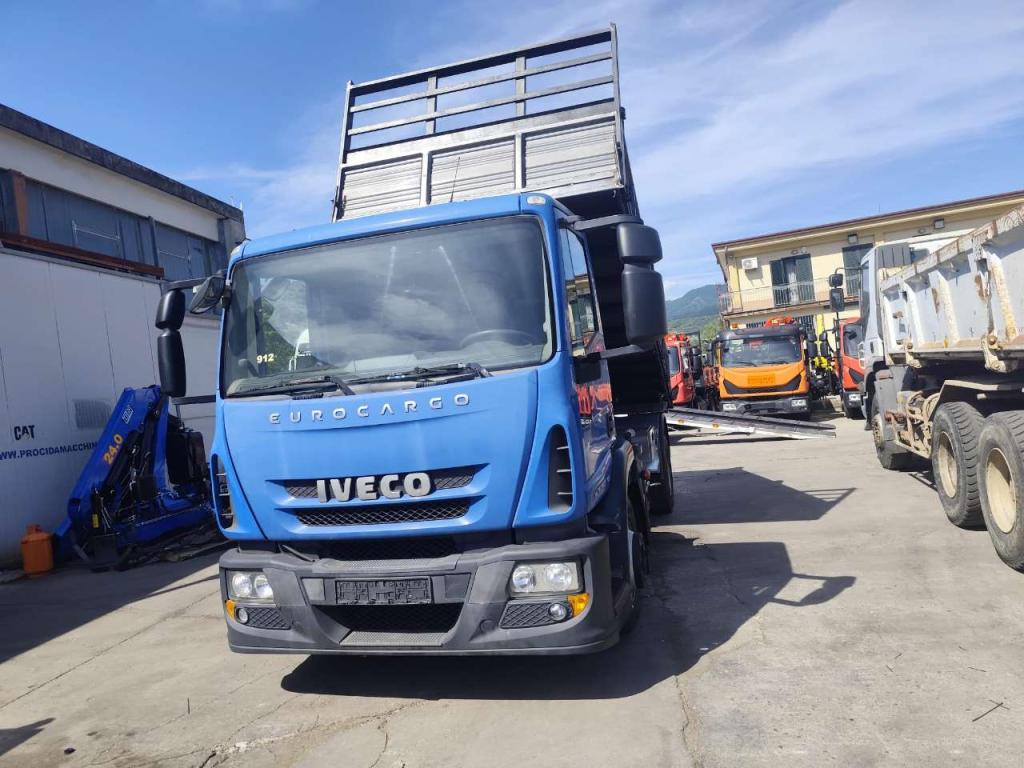 Iveco EUROCARGO 140E25 Photo 26
