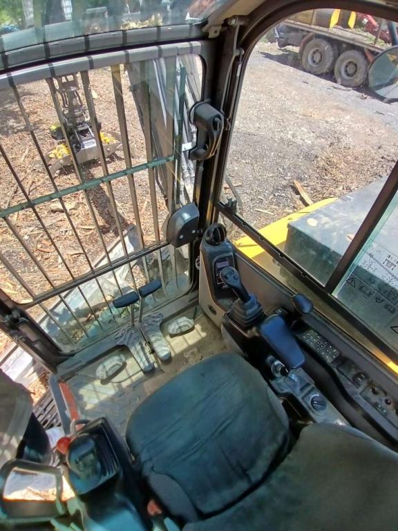 Volvo ECR880 Photo 7
