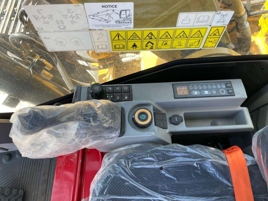 Caterpillar 323D3 Photo 25