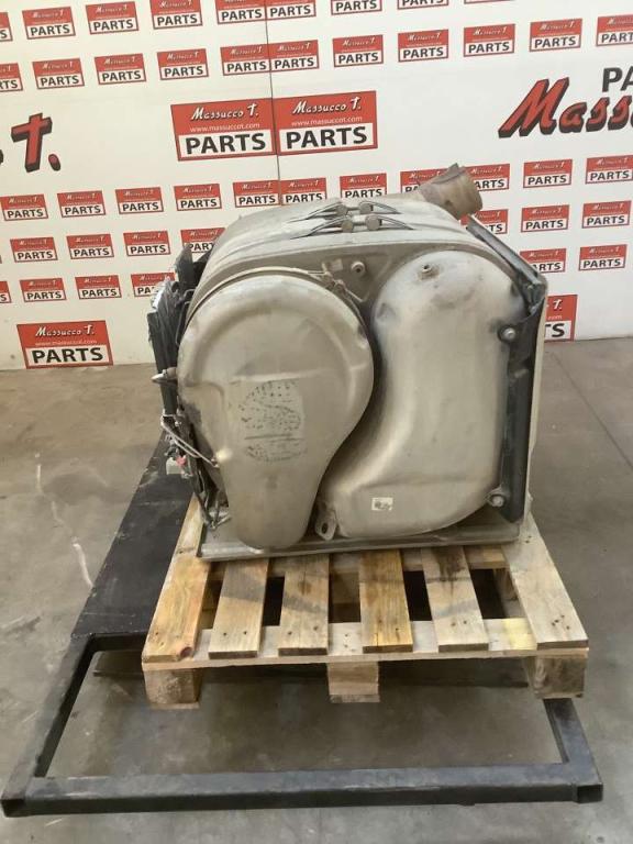 Pot d'échappement pour Volvo FH16 550 6x4 Photo 4