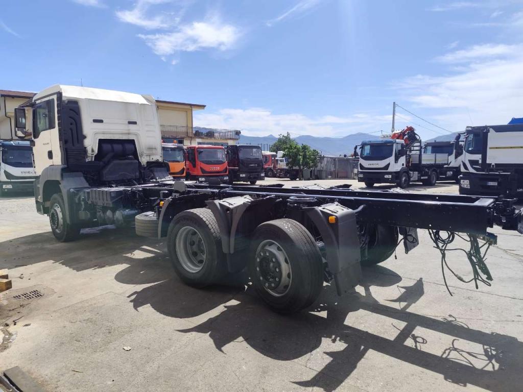 Iveco TGS 26.360 Photo 11