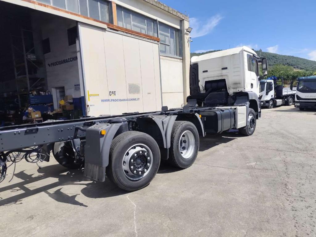 Iveco TGS 26.360 Photo 16
