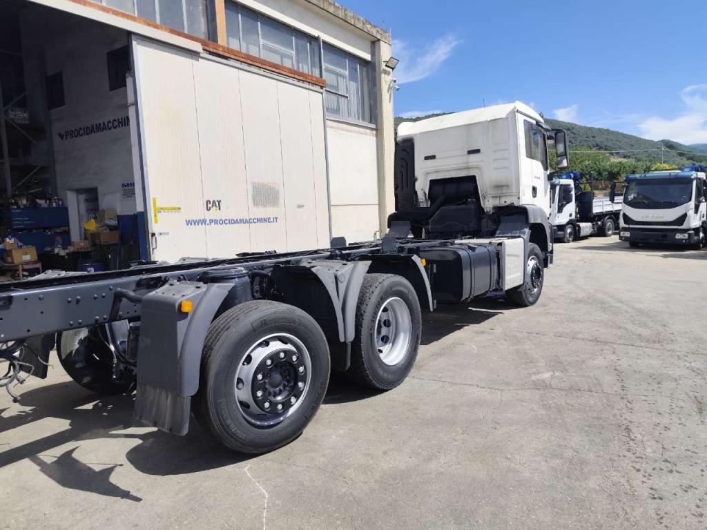 Iveco TGS 26.360 Photo 21