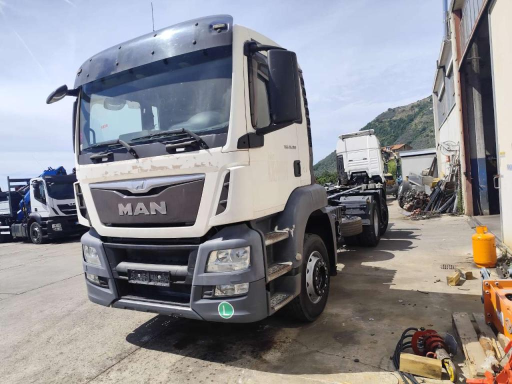 Iveco TGS 26.360 Photo 22