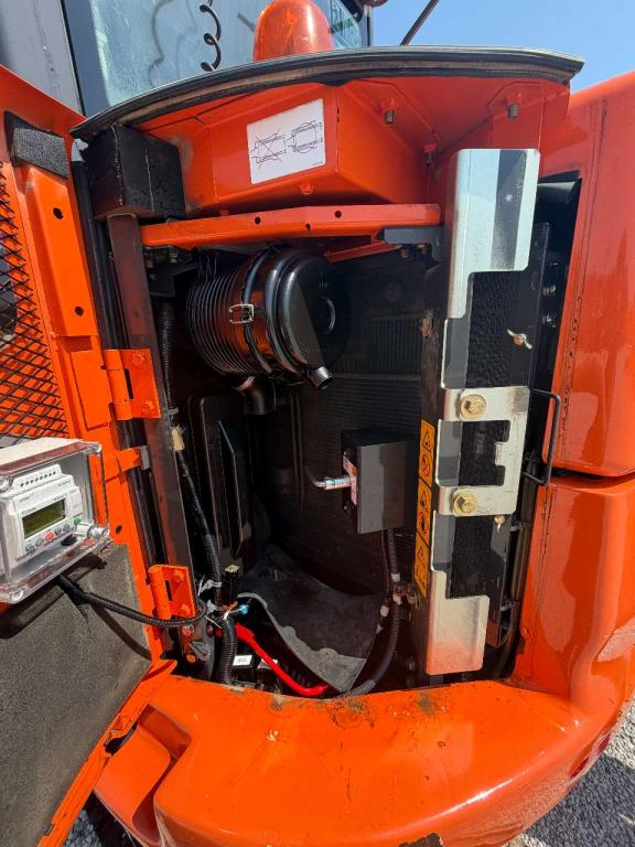 Hitachi Zaxis 85USB-5A Photo 9