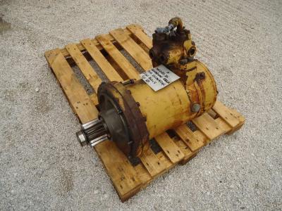 Moteur de rotation de la tourelle pour Fiat Allis FE18 en vente par OLM 90 Srl