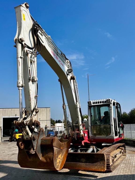 Takeuchi TB1140 Photo 2