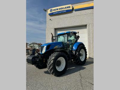 New Holland T7040 Photo 1