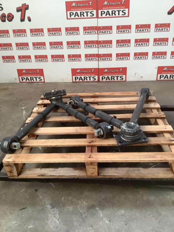 Trapezi posteriori pour Volvo FH16 550 6x4 Photo 1