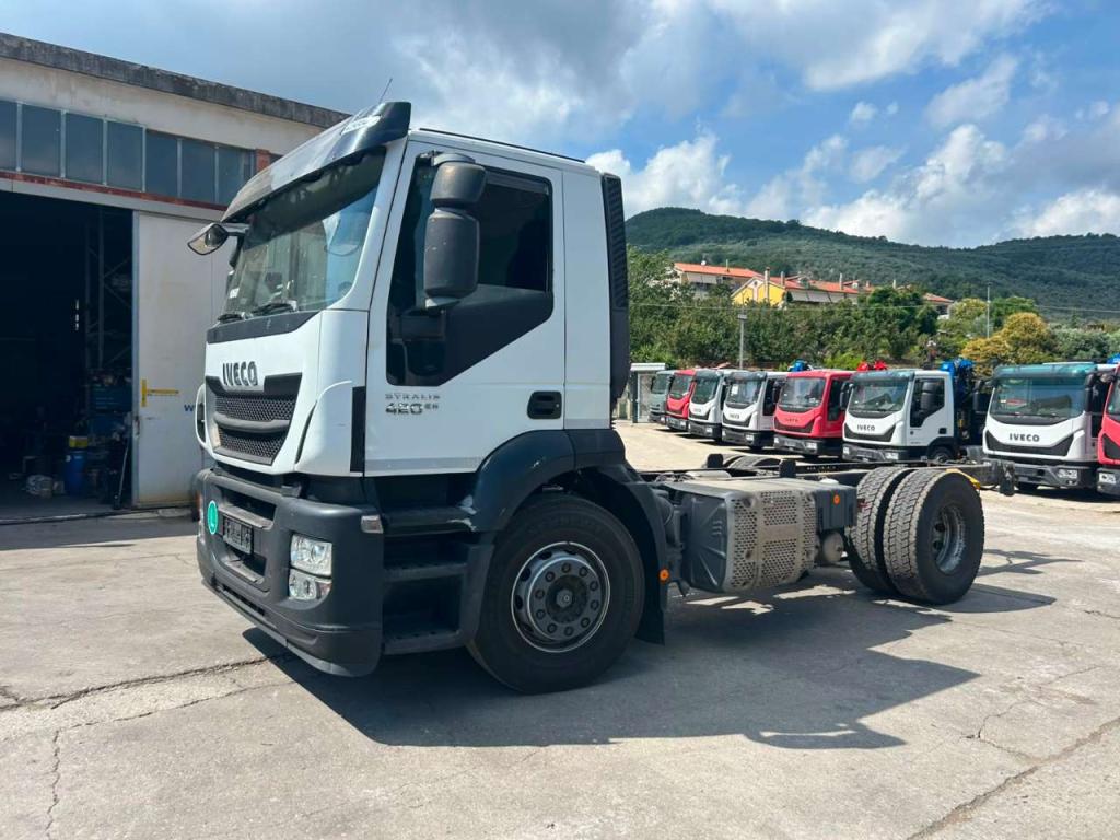 Iveco STRALIS AD190S42 Photo 3