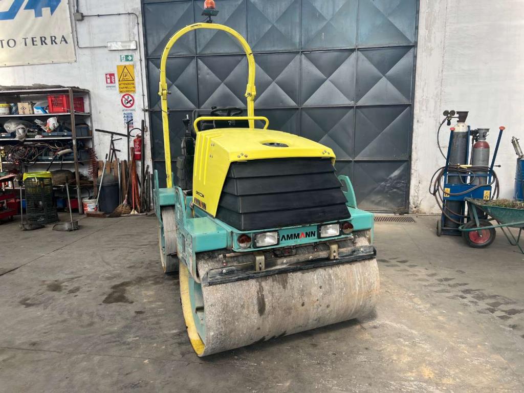 Ammann AV40-2 Photo 4