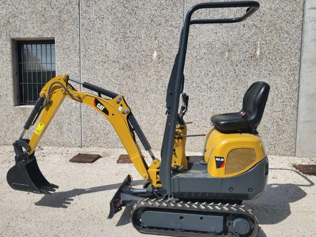 Caterpillar e08-1 Photo 2