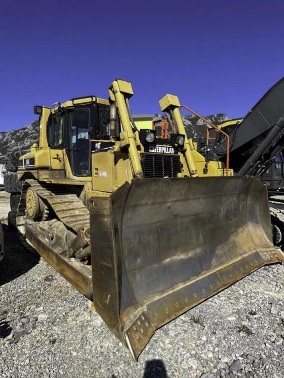 Caterpillar D6R series II STD Photo 11