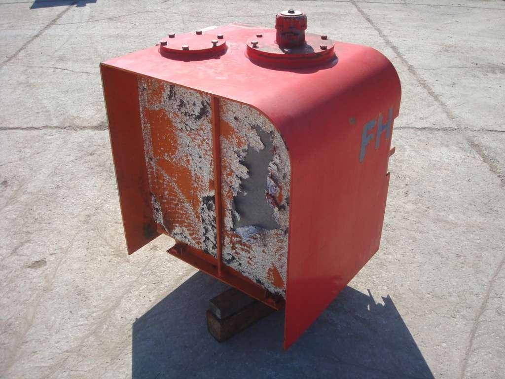 Réservoir de huile pour Fiat Hitachi 150W3 Photo 3