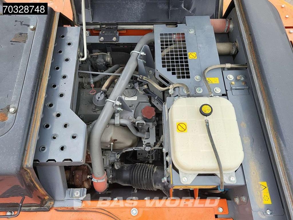 Hitachi ZX250 LC -6 Roto + Bucket Photo 30